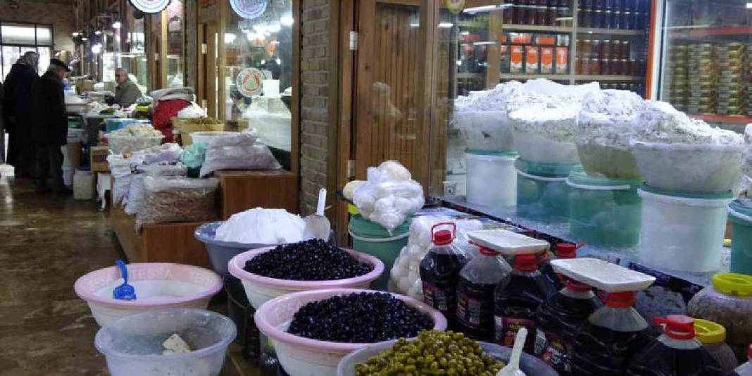 Sadece sofralık değil artık hediyelik de alıyorlar! Van’ın geleneksel lezzetine yoğun talep: Türkiye’nin dört bir yanına gidiyor 6